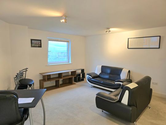 2 bedroom apartment to rent Centurion Court, The Canalside, Gunwharf Quays, Portsmouth, PO1 - Photo 1