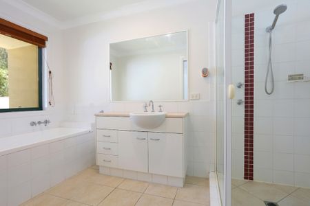 EXPERIENCE THE ULTIMATE ACREAGE LIVING - Photo 5