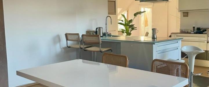 MÖBLIERTES WOHNEN ÜBER DEN DÄCHERN DER STADT/MAUERPARK - Foto 1