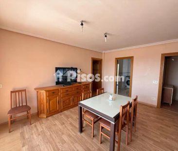 Piso en alquiler en Zona Pueblo - Photo 2