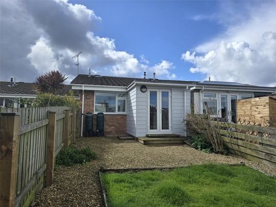 1 bedroom bungalow to rent - Photo 1
