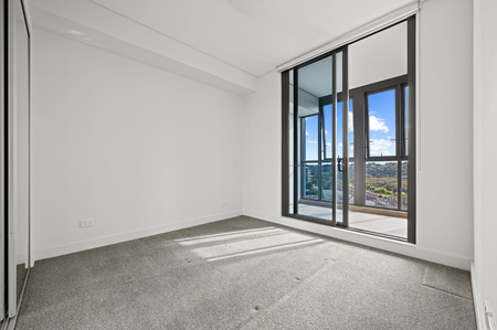 1 Bed + Study Room Apartment in the Heart of Wolli Creek - Photo 2