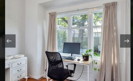 Soaked in Sunshine, Beautiful 3 bedroom home for r - Photo 2