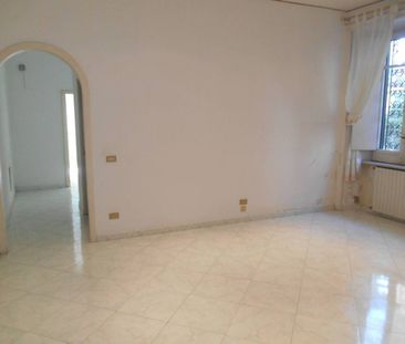 Trilocale traversa Privata San Severino, Arenella, Napoli - Foto 2