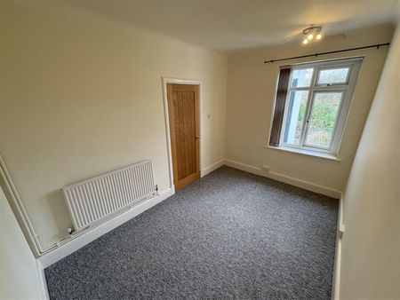 Otley Road, Headingley, LS6 3PX, Leeds - Photo 2