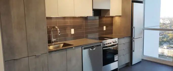 30 Gibbs Rd, Etobicoke, ON M9B 0E4, Canada | 30 Gibbs Rd, Etobicoke - Photo 1