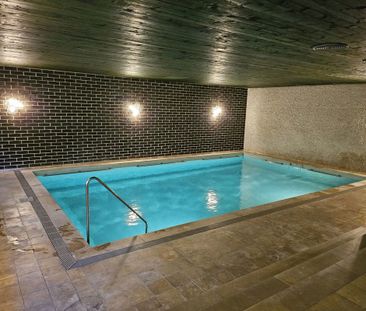 Grosszügige 2.5-Zimmerwohnung an zentraler Lage - Photo 1