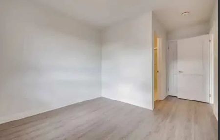 Two plus one bedroom townhouse for rent in Cambridge Ont. - Photo 4