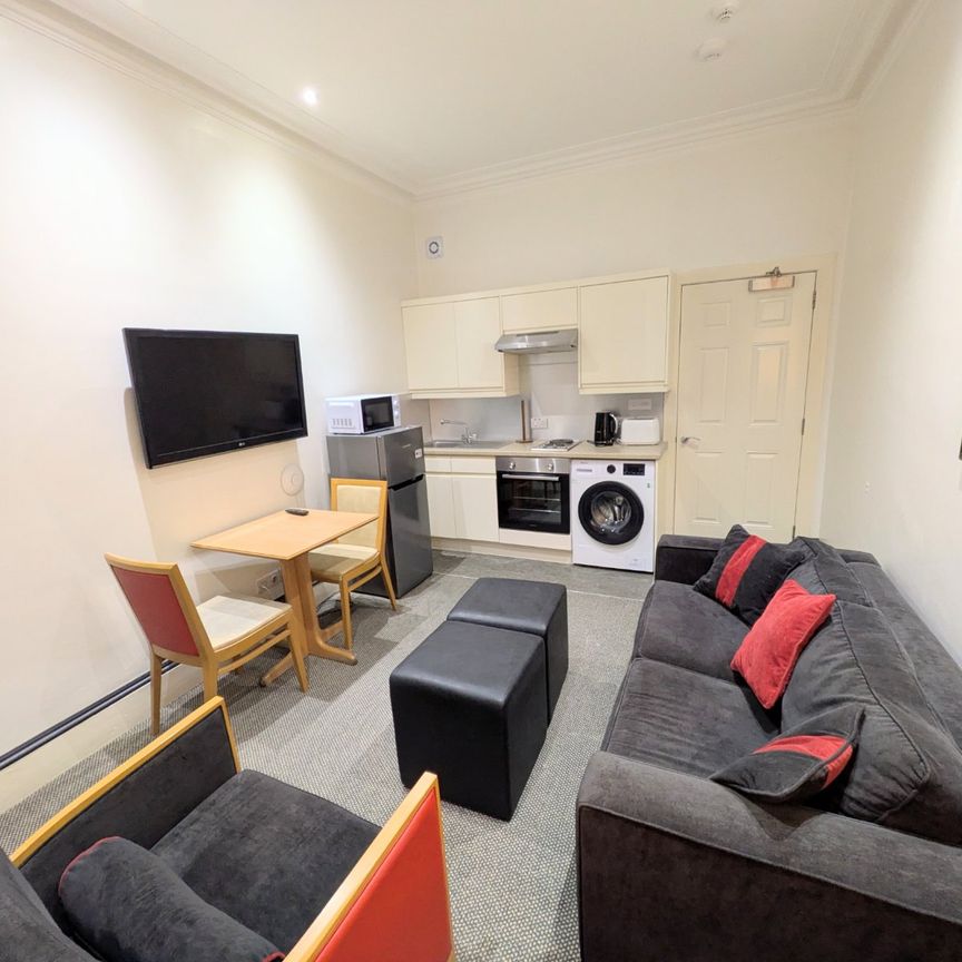 1 bedroom apartment to rent - Photo 1