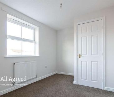Pipers Court, Codnor, NG16 - Photo 2