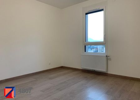 Appartement T3 à louer à Saint Pierre En Faucigny - Photo 4