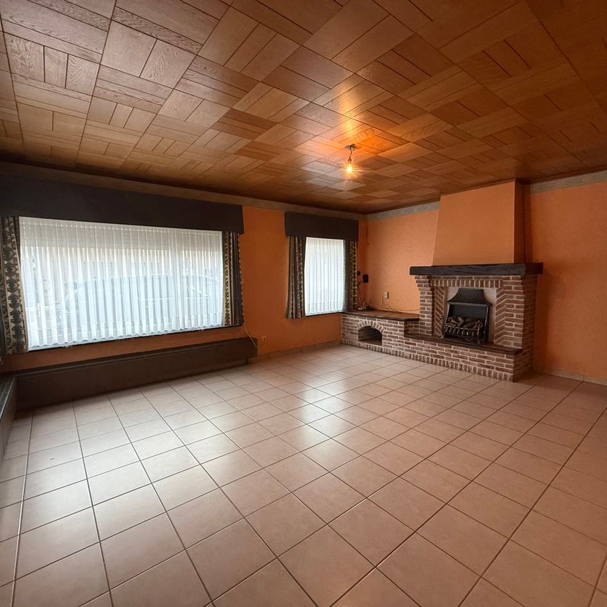 WANZELE - Ruime HoB met tuin & garage. - Foto 1