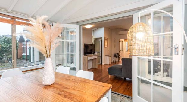 Plenty of character - Photo 1