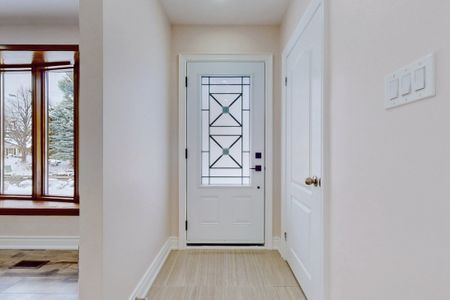 For Lease - 72 Treverton Drive Unit# Main, Toronto, Ontario - Photo 2