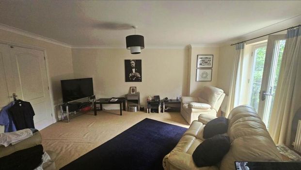 3 bedroom apartment to rent - Photo 1