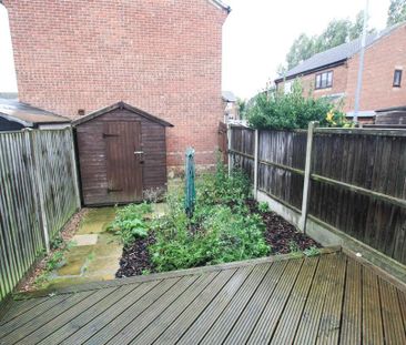 2 bedroom terraced house to rent - Photo 4