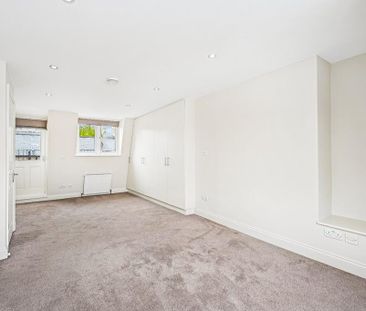 3 bedroom flat to rent - Photo 2