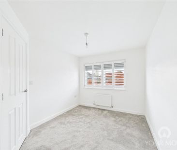 4 bedroom detached house to rent - Photo 3