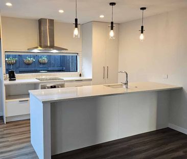 Charming Papamoa Beach Haven! - Photo 2