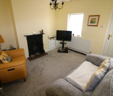 Main Street, Swanland, North Ferriby - Photo 2