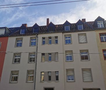 Charmante 2-Zimmerwohnung im Altbau mit Balkon - Photo 5