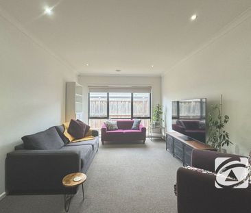 GREAT FAMILY HOME IN CLYDE NORTH - Photo 1