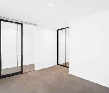 512/90 Swain Street, Gungahlin - Photo 2