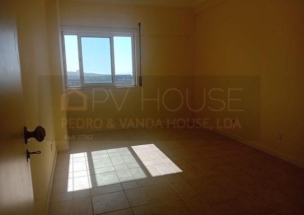 Apartamento T3 em Lisboa