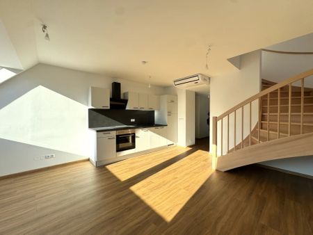 2 Zimmer Dachgeschoss Wohnung mit Home-Office Bereich und Terrasse sowie Klimaanlage - Erstbezug - Unbefristet - Foto 4