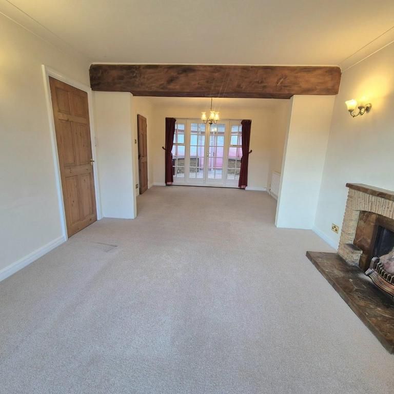 3 bedroom detached house to rent - Photo 1