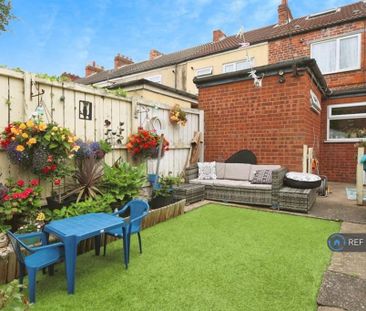 3 bedroom terraced house to rent - Photo 6