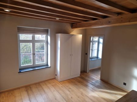 Magnifique maison rénovée avec matériaux de standing - Photo 5