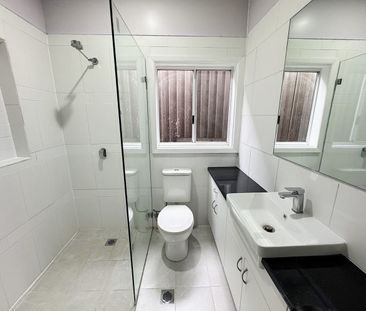 Four Bedroom Updated Family Home - Photo 3