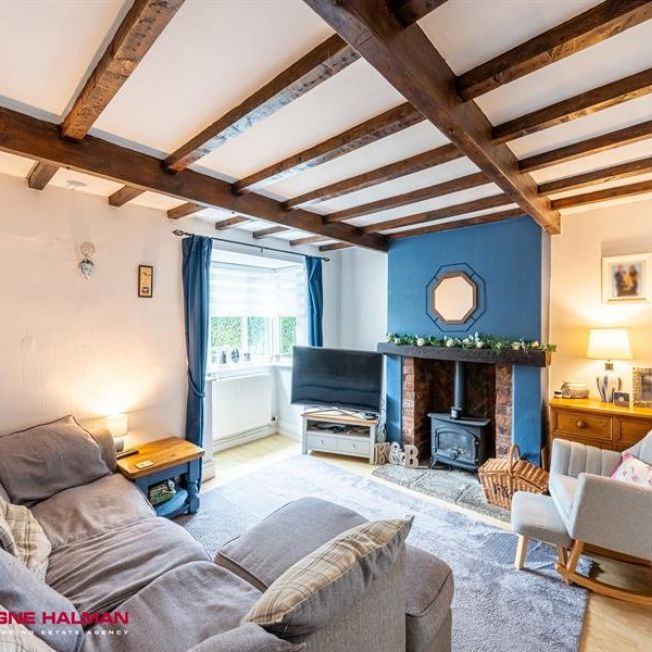 3 Bedroom Semi Detached To Let - Photo 1