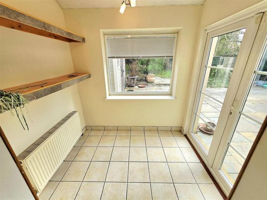 4 bedroom detached house to rent - Photo 1