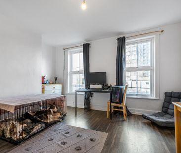 2 bedroom maisonette to rent - Photo 1