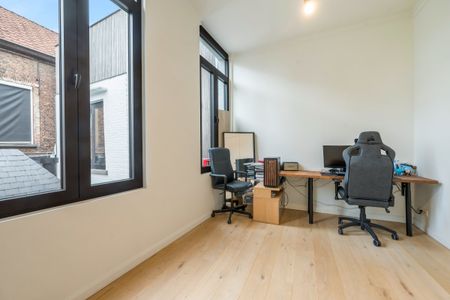 Gerenoveerd 2-slaapkamer appartement in hartje Temse - Photo 4