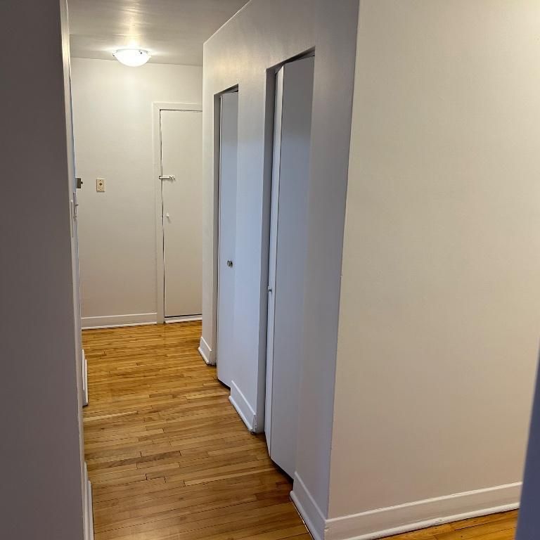 Grand 3 1/2 rénové Cote des Neiges - Photo 1