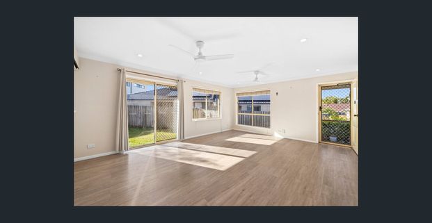 Easy single‑level living with pool, yard and garage - Photo 1