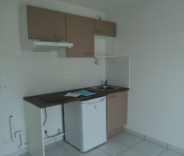 Location Appartement 2 pièces 44m² - Photo 3