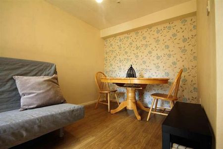 St Anns Close, City Centre, NE1 - Photo 2