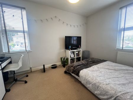 Argie Terrace - Photo 5