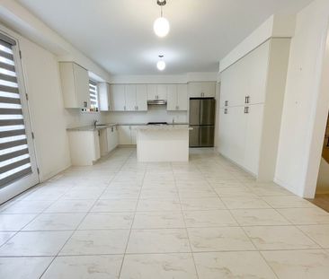 For Lease - 45 Del Ray Crescent, Wasaga Beach, Ontario - Photo 1