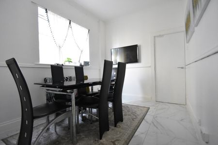 3 bedroom house to rent - Photo 3