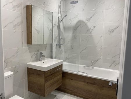 2 bedroom flat to rent - Photo 5