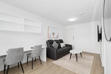 Fully Furnished and Modern - Photo 4