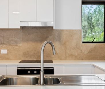 Fully Renovated Coastal Unit in Prime Labrador Location - Photo 2