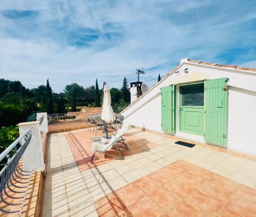 FUVEAU STUDIO TERRASSE & VUE PANORAMIQUE - Photo 3