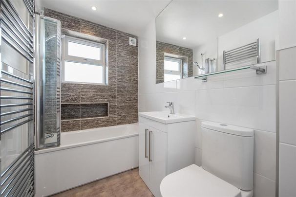 4 bedroom house to rent - Photo 1