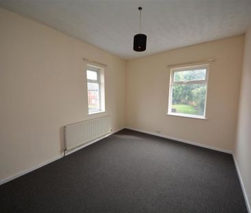 3 bedroom end of terrace house to rent - Photo 6